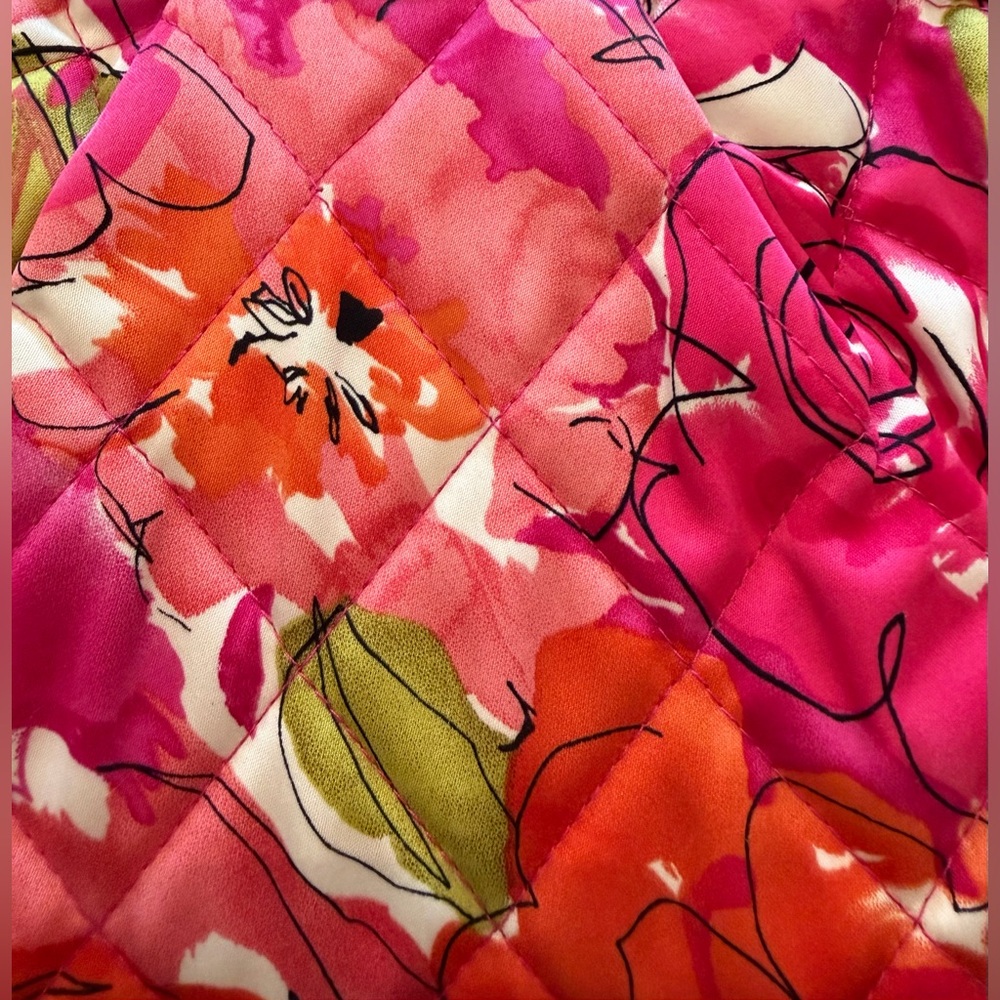 Vera Bradley Pink Vintage Rose Millie Floral Quilted Satin Clutch Black Lucite - Picture 10 of 11